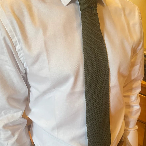 The Olive Green Knit Tie for Wedding Style