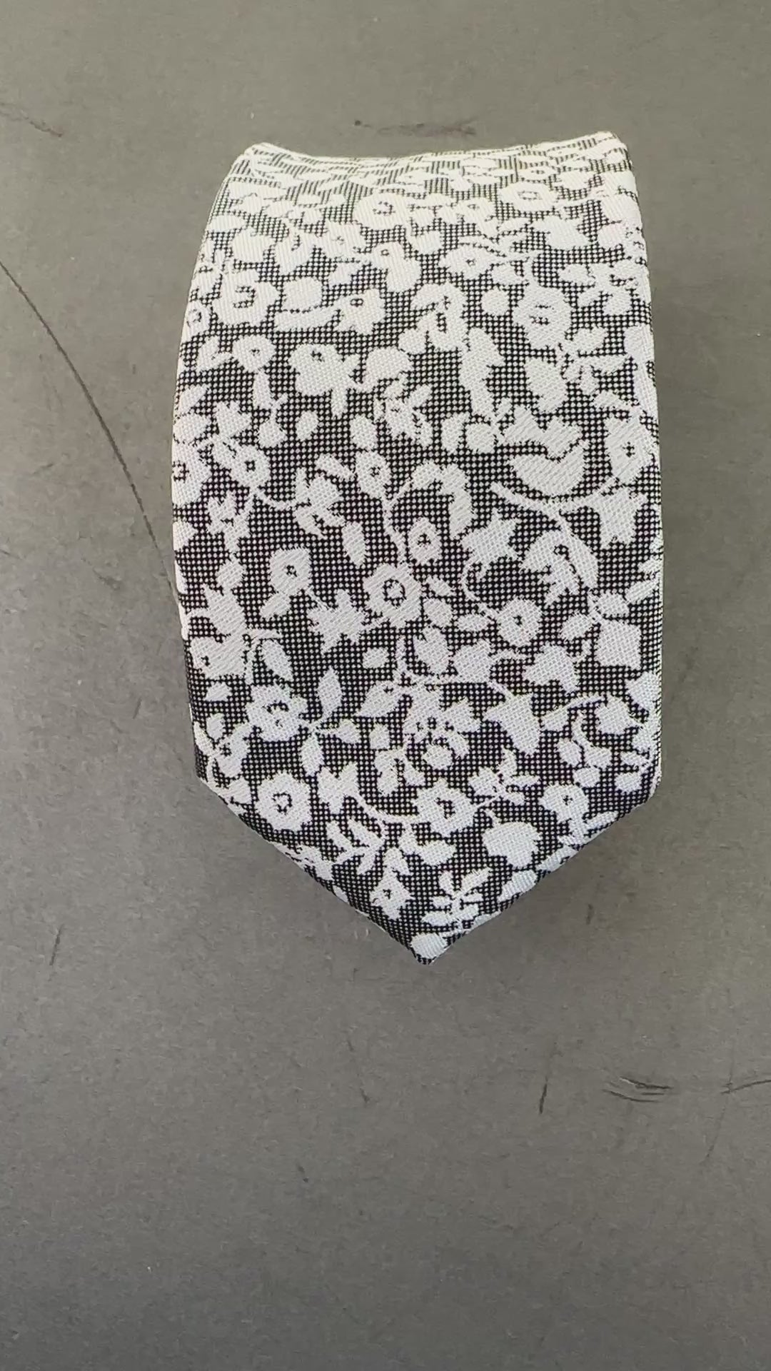 Men's light silver grey floral tie – perfect for suits and formal wear.