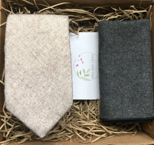 Load image into Gallery viewer, A man&#39;t tie in cream wool with a grey pocket square handkerchief. The set is ideal as a gift for men as it comes with free gift wrapping. The set makes a perfect wedding tie or gifts for groomsmen by Daisy and Oak Studio.
