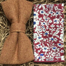 Load image into Gallery viewer, A camel brown men&#39;s bow tie and floral pocket square. The floral pocket square is red with white and blue flowers and together they make a perfect men&#39;s gift or wedding bow tie set.