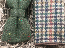 Load image into Gallery viewer, Moss &amp; Aspen: Men&#39;s Green bow Tie, Pocket Square, Moss Green, Checked Pocket Square, Men&#39;s Gifts, Wedding Ties, Wool, Bow Ties For m`en